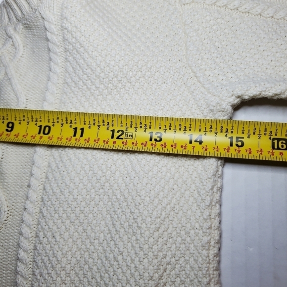 Hanna Andersson size 140 (8) Cable Knit Sweater - Picture 8 of 9